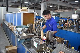 科雅全自動(dòng)Y電容生產(chǎn)線(xiàn)